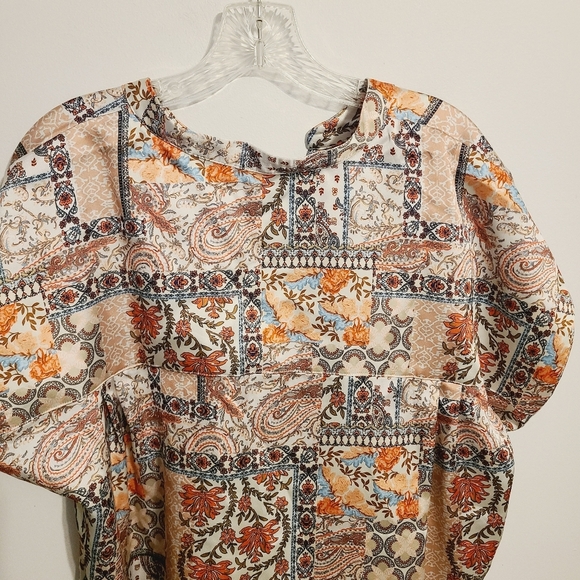 Nicole Miller New York | Women's Multicolor V-Neck Blouse Top (Size 1X) - Picture 8 of 11